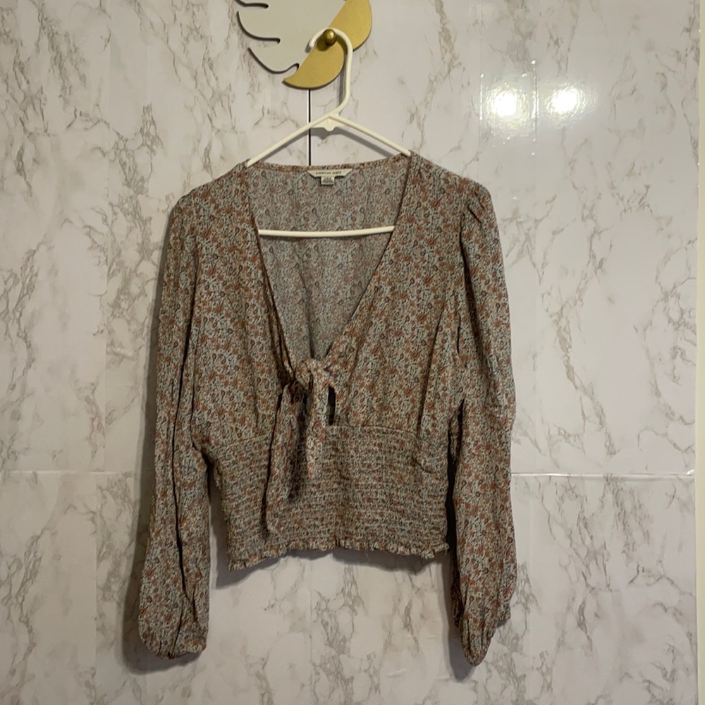 American eagle long sleeve knotted crop top